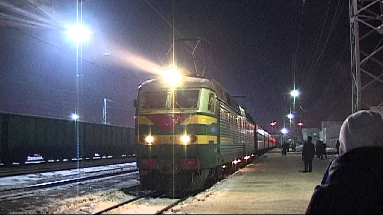 Поезд домой. Поезд домой из армии. Поезд едет домой. Возвращение домой поездом. Скоро домой на поезде.